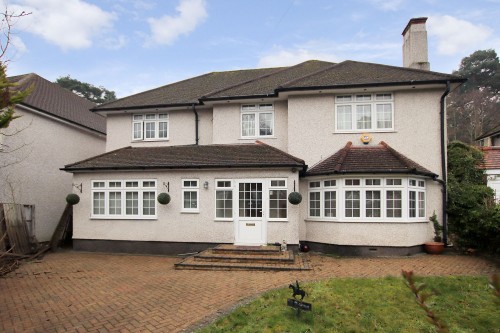 Arrange a viewing for Pinewood Close, Shirley