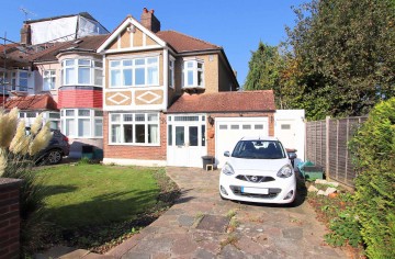 image of 2 Silver Lane, West Wickham