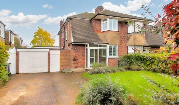 image of 11 Greenway Gardens, Croydon