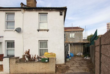 image of 43 Warren Road, Croydon