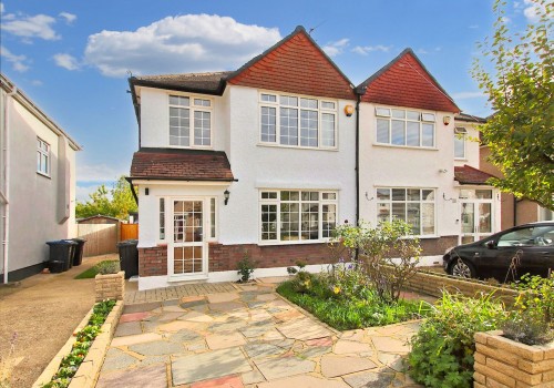 Arrange a viewing for Fairford Avenue, Shirley