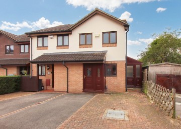 image of 11 Watlings Close, Croydon