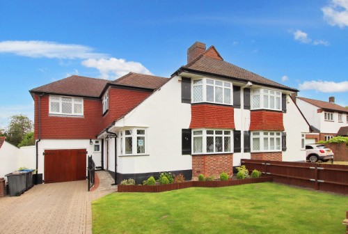 Arrange a viewing for Hartland Way, Shirley