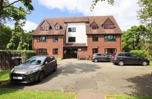 Arrange a viewing for Pond Cottage Lane, West Wickham