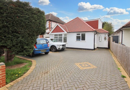 Arrange a viewing for Woodmere Avenue, Shirley
